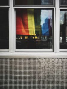 Queerbaiting Regenbogenflagge Gastartikel